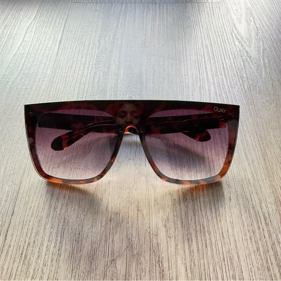 quay australia jaded brown tortoise flat top oversized shield sunglasses eyewear